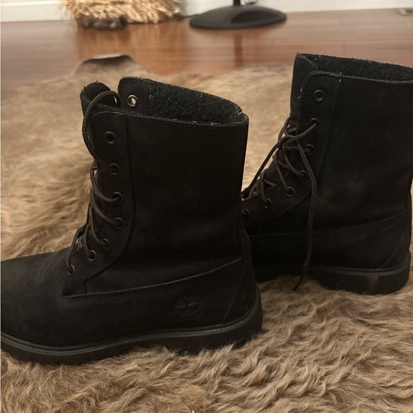 Black Timberland Boots - Picture 4 of 5